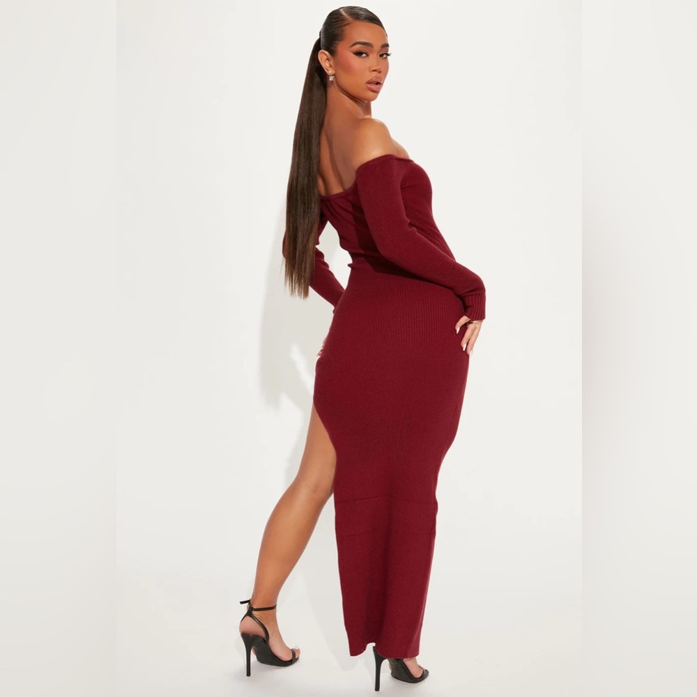 Burgundy dress with side split